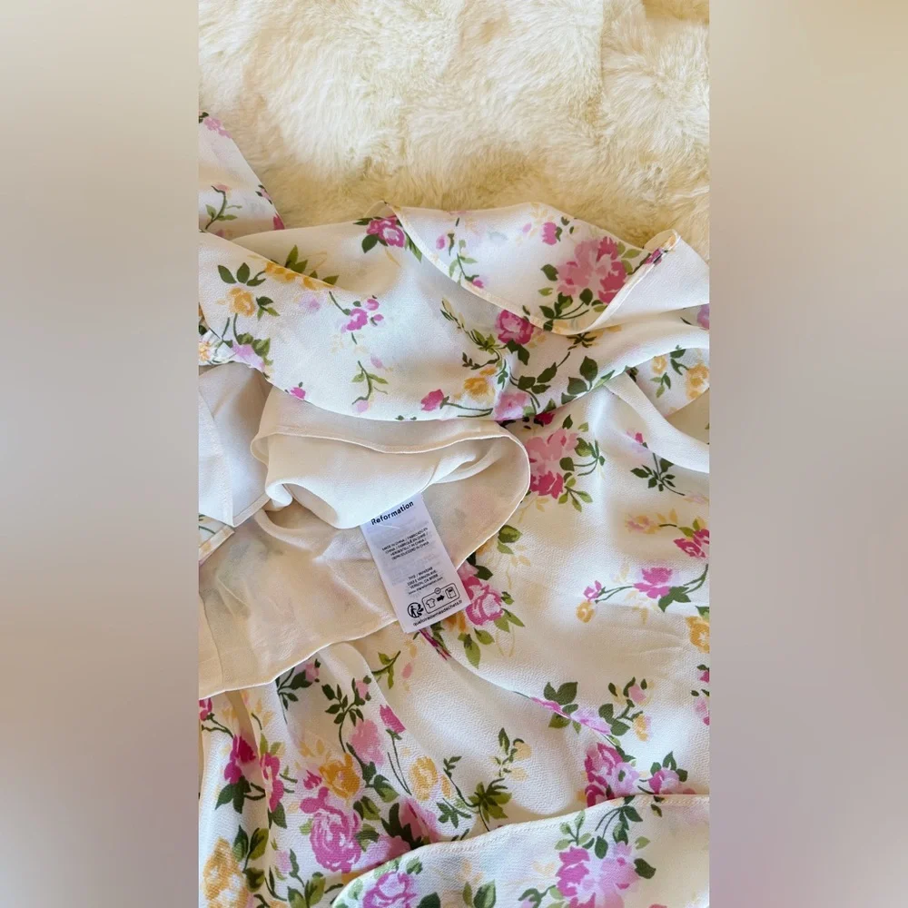 Reformation Sarita Set in Posy Sz4 - Picture 13 of 16
